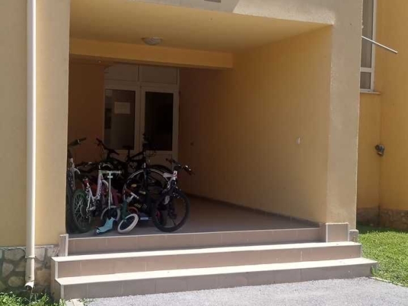 Тристаен апартамент в с. Нови хан, Област София-област - 50 кв.м за 1680 €/кв.м - Снимка #1