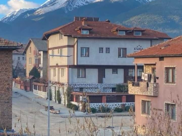 Дава се под наем Едностаен апартамент в Банско - 26 кв.м за 204 € - Снимка #1