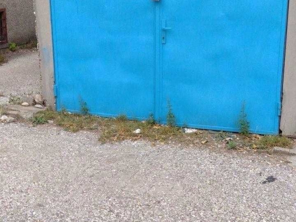 Дава се под наем Гараж / Паркомясто в Видин, Център - 18 кв.м за 85 € - Снимка #1