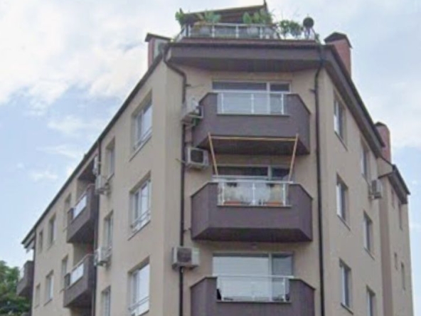 Тристаен апартамент в Пловдив, Център - 82 кв.м за 1493 €/кв.м - Снимка #1