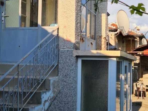 Къща в с. Болярци, Област Пловдив - 508 кв.м за 188 €/кв.м - Снимка #1