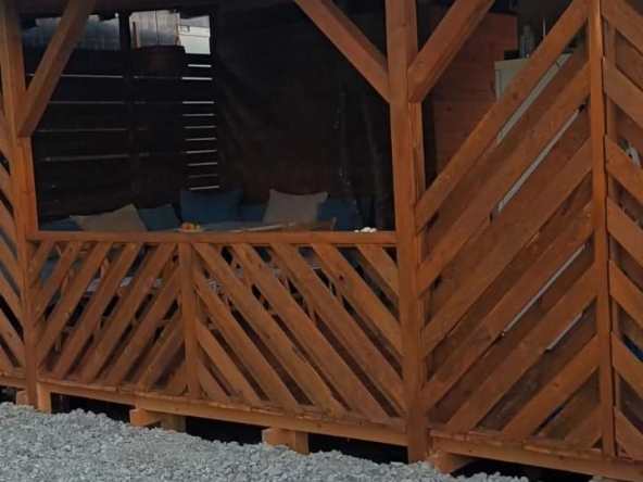 Дава се под наем Къща в с. Равадиново, Област Бургас - 56 кв.м за 81.6 € - Снимка #1