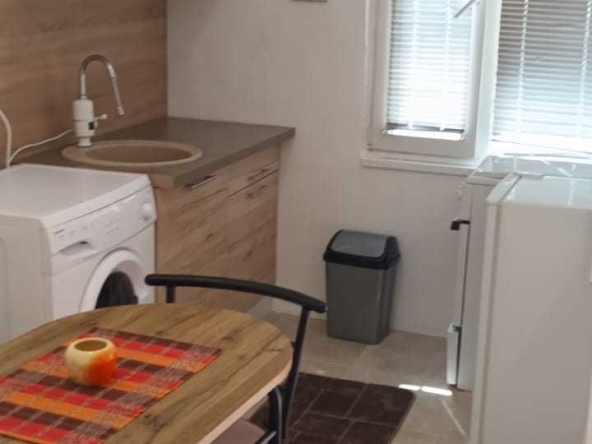 Дава се под наем Едностаен апартамент в Пловдив, Беломорски - 25 кв.м за 270.3 € - Снимка #1