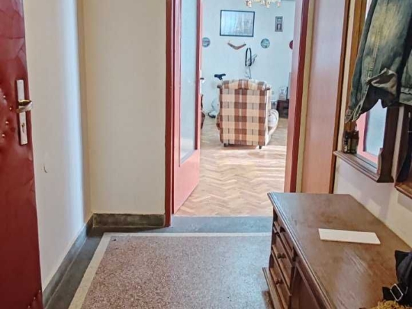 Тристаен апартамент в Пловдив, Център - 97 кв.м за 1990 €/кв.м - Снимка #1