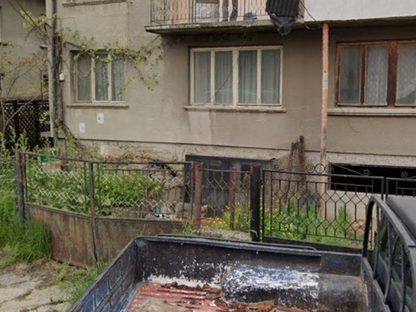 Къща в Етрополе - 220 кв.м за 305 €/кв.м - Снимка #1