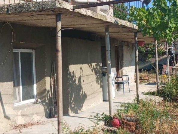 Къща в с. Оброчище, Област Добрич - 140 кв.м за 543 €/кв.м - Снимка #1