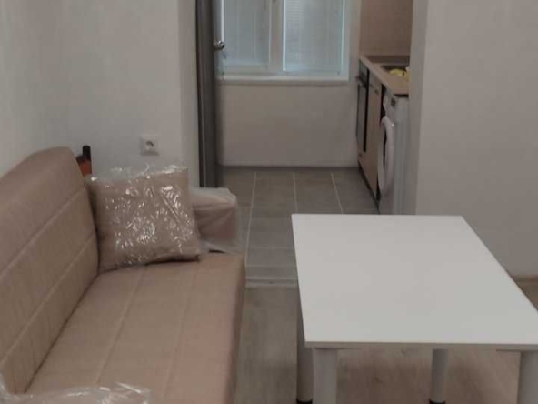 Дава се под наем Тристаен апартамент в Пловдив, Сточна гара - 82 кв.м за 459 € - Снимка #1