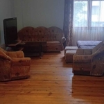 Дава се под наем Тристаен апартамент в София, Център - 115 кв.м за 650 € - Снимка #1