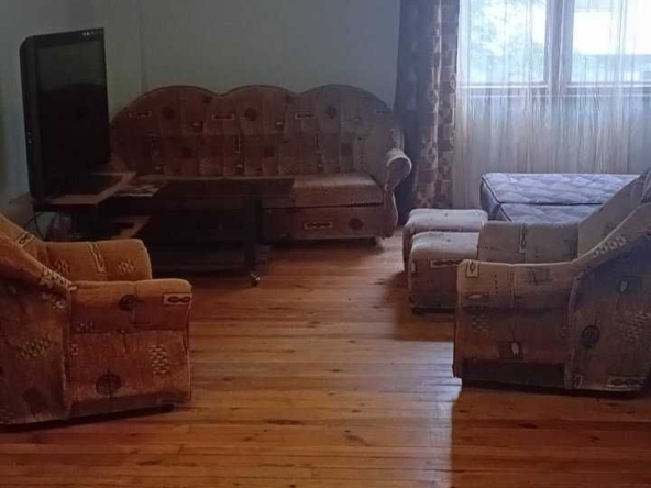 Дава се под наем Тристаен апартамент в София, Център - 115 кв.м за 650 € - Снимка #1