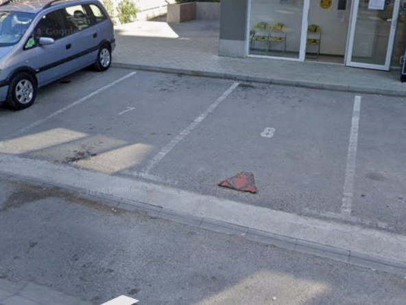 Дава се под наем Гараж / Паркомясто в Варна, Кайсиева градина - 14 кв.м за 51 € - Снимка #1