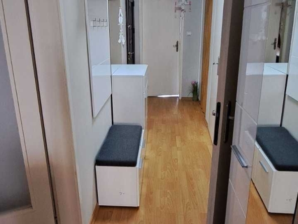 Тристаен апартамент в Стара Загора, Център - 96 кв.м за 1545 €/кв.м - Снимка #1