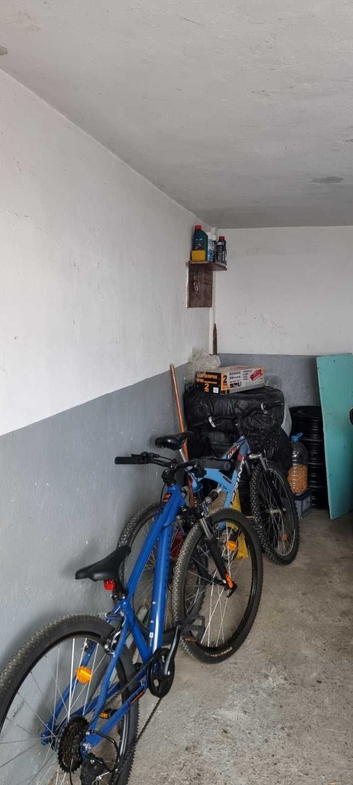 Гараж / Паркомясто в Разград, Център - 18 кв.м за 1134 €/кв.м - Снимка #1