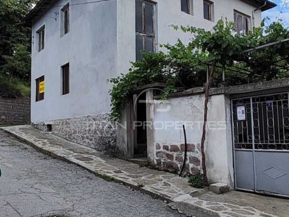 Къща в Брацигово - 160 кв.м за 313 €/кв.м - Снимка #1