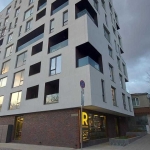 Дава се под наем Двустаен апартамент в Варна, Център - 70 кв.м за 648.21 € - Снимка #1