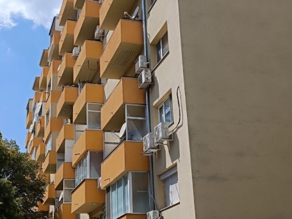 Тристаен апартамент в Стара Загора, Македонски - 73 кв.м за 959 €/кв.м - Снимка #1