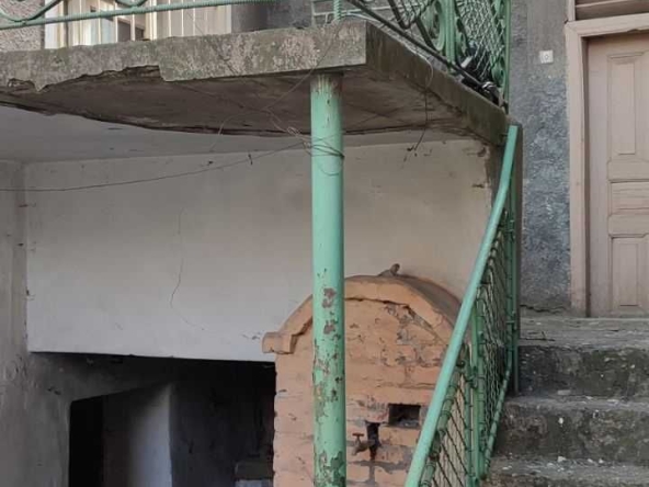 Етаж от къща в Асеновград - 72 кв.м за 875 €/кв.м - Снимка #1