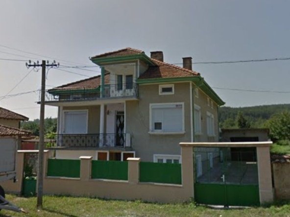 Къща в Смядово - 200 кв.м за 1100 €/кв.м - Снимка #1