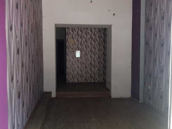 Дава се под наем Склад в София, Център - 33 кв.м за 61.2 € - Снимка #1