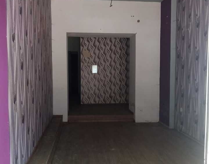 Дава се под наем Склад в София, Център - 33 кв.м за 61.2 € - Снимка #1
