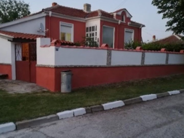 Къща в Сунгурларе - 80 кв.м за 813 €/кв.м - Снимка #1