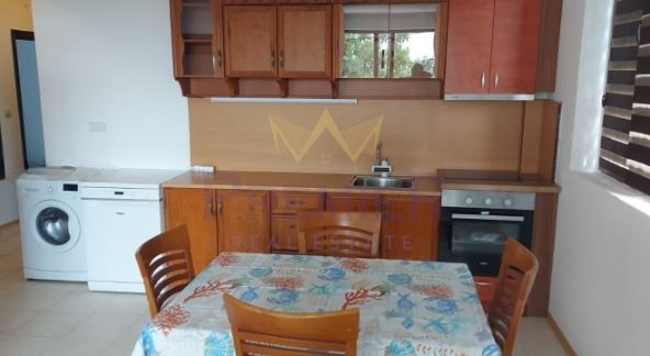 Дава се под наем Двустаен апартамент в Варна, Бриз - 70 кв.м за 510 € - Снимка #1