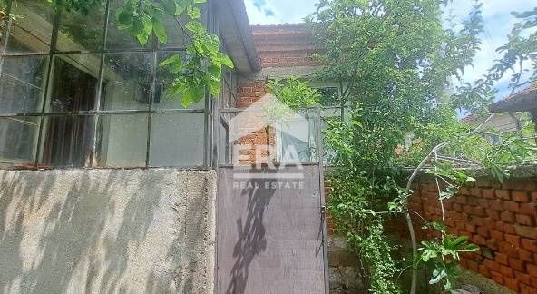 Къща в с. Подвис, Област Бургас - 62 кв.м за 355 €/кв.м - Снимка #1