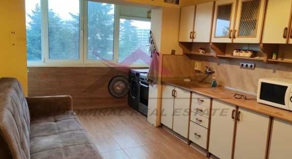 Дава се под наем Двустаен апартамент в Варна, Трошево - 55 кв.м за 407.49 € - Снимка #1