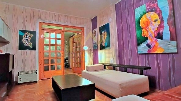Тристаен апартамент в София, Център - 95 кв.м за 5258 €/кв.м - Снимка #1