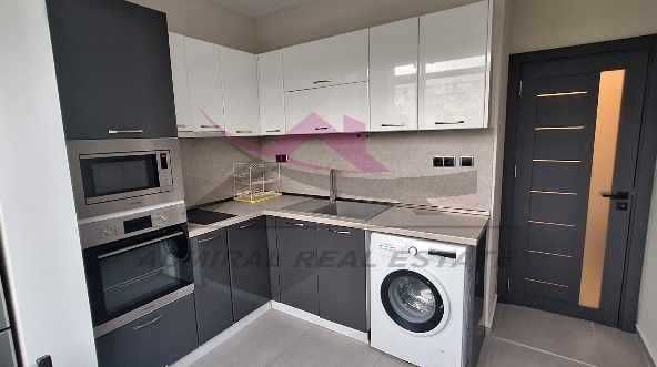Тристаен апартамент в Варна, Чайка - 70 кв.м за 1275 €/кв.м - Снимка #1
