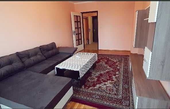 Дава се под наем Двустаен апартамент в Бургас, Славейков - 70 кв.м за 204 € - Снимка #1