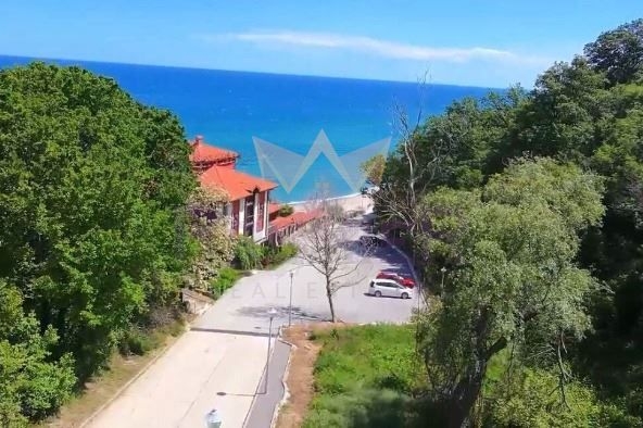 Парцел в Бяла - 550 кв.м за 79 €/кв.м - Снимка #1