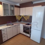 Дава се под наем Тристаен апартамент в Варна, м-т Траката - 104 кв.м за 714 € - Снимка #1