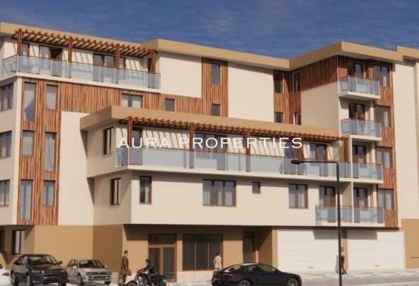 Тристаен апартамент в Разград, Център - 90 кв.м за 1020 €/кв.м - Снимка #1