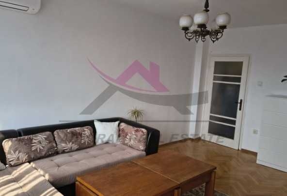 Дава се под наем Тристаен апартамент в Варна, Чайка - 65 кв.м за 448.8 € - Снимка #1