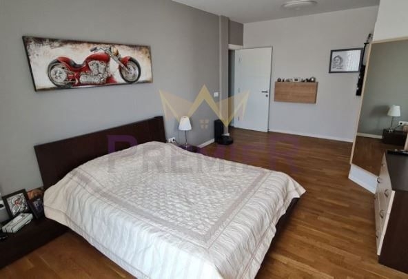 Многостаен апартамент в София, Манастирски ливади - 320 кв.м за 2029 €/кв.м - Снимка #1