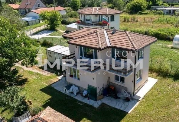 Къща в с. Бенковски, Област Варна - 113 кв.м за 1416 €/кв.м - Снимка #1