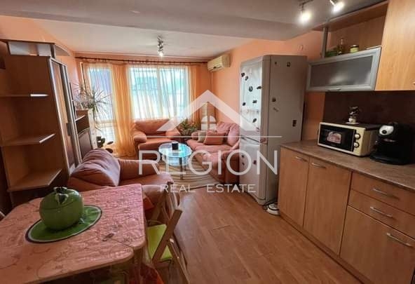 Дава се под наем Двустаен апартамент в Варна, Погреби - 61 кв.м за 459 € - Снимка #1