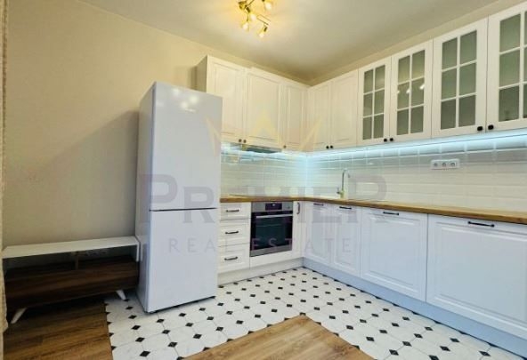 Дава се под наем Двустаен апартамент в Варна, Левски - 60 кв.м за 500 € - Снимка #1