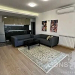 Дава се под наем Тристаен апартамент в Варна, Център - 90 кв.м за 1000 € - Снимка #1