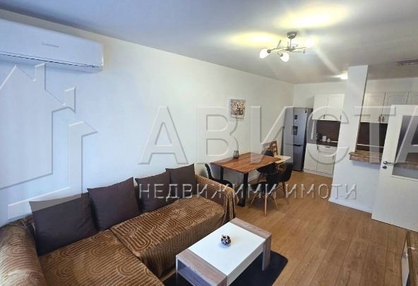 Дава се под наем Двустаен апартамент в София, Зона Б-18 - 68 кв.м за 600 € - Снимка #1