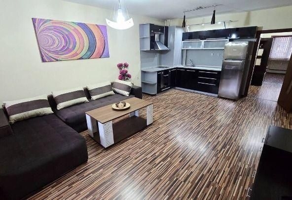 Дава се под наем Двустаен апартамент в Пловдив, Кършияка - 79 кв.м за 450 € - Снимка #1