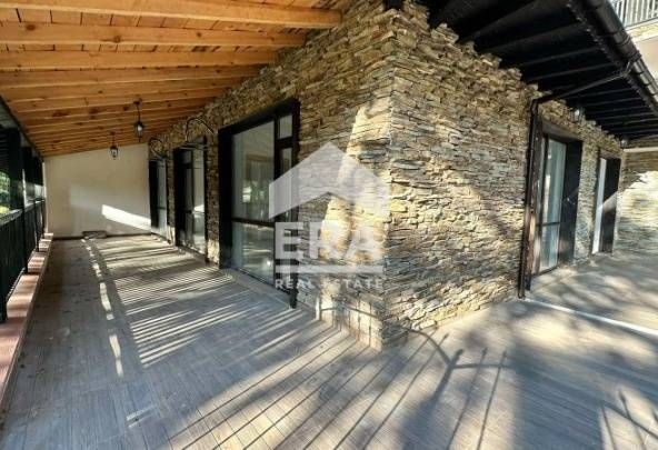 Двустаен апартамент в Приморско - 52 кв.м за 1324 €/кв.м - Снимка #1