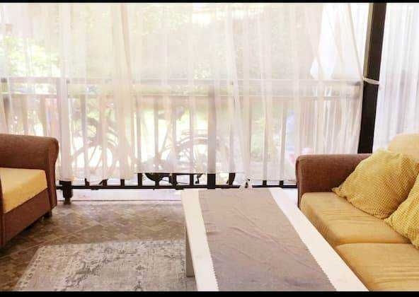 Тристаен апартамент в Созопол - 98 кв.м за 1123 €/кв.м - Снимка #1