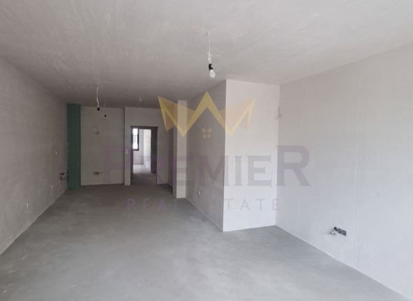 Четиристаен апартамент в Варна, Бриз - 144 кв.м за 2500 €/кв.м - Снимка #1