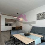 Дава се под наем Двустаен апартамент в к.к. Св.Св. Константин и Елена - 55 кв.м за 950 € - Снимка #1