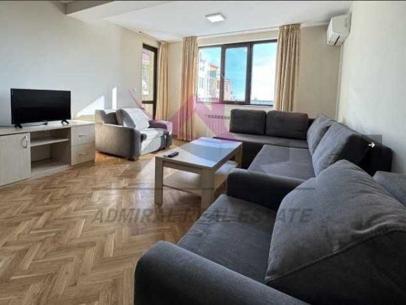 Дава се под наем Двустаен апартамент в Варна, Бриз - 100 кв.м за 648.21 € - Снимка #1