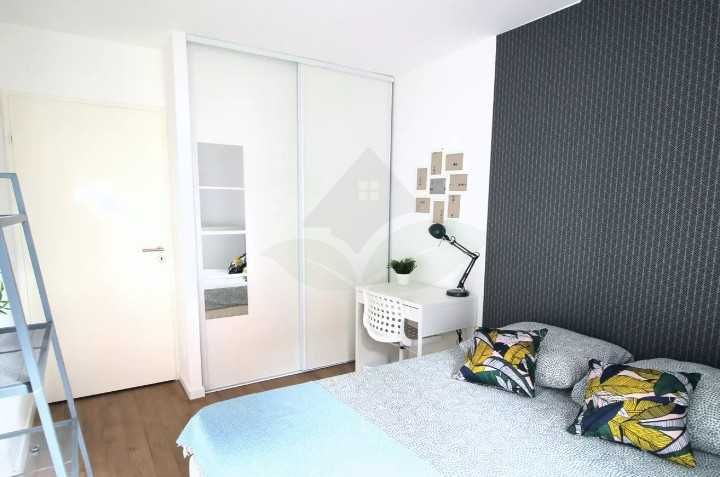 Дава се под наем  в Пловдив, Център - 21 кв.м за 91.8 € - Снимка #1