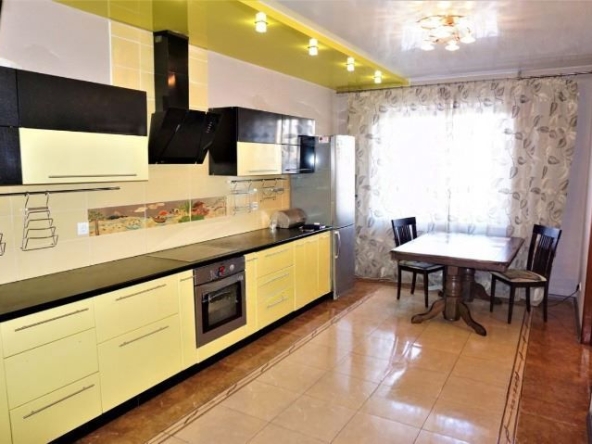 Тристаен апартамент в София, Овча купел - 96 кв.м за 2303 €/кв.м - Снимка #1