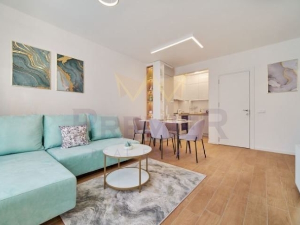 Дава се под наем Двустаен апартамент в Варна, м-т Св. Никола - 65 кв.м за 1122 € - Снимка #1