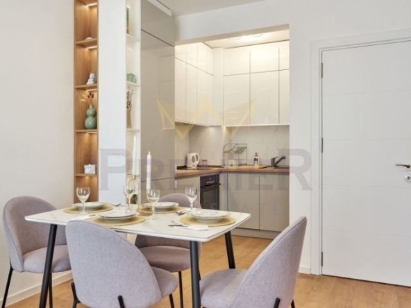 Дава се под наем Двустаен апартамент в Варна, Бриз - 60 кв.м за 918 € - Снимка #1